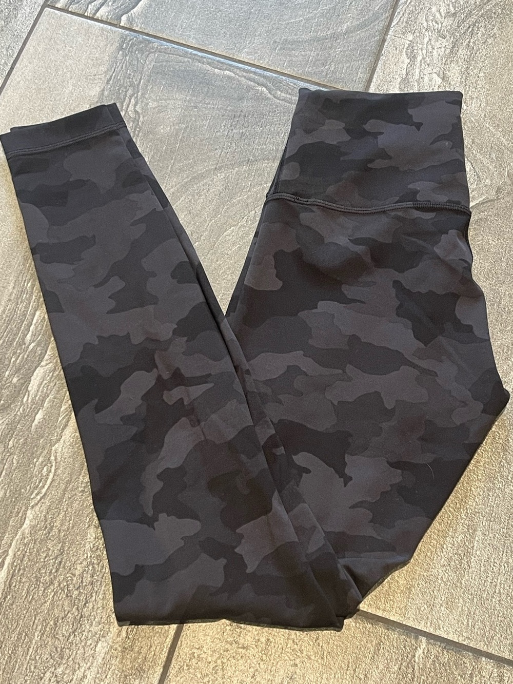 lululemon Black Camo Wunder Train High-Rise Leggings 28”